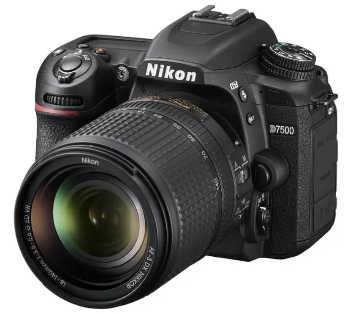 Lustrzanka do 500 zł: Czy warto? Przewodnik po używanych aparatach