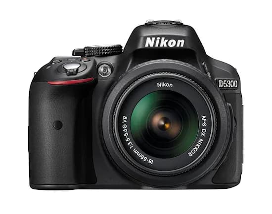 Nikon D5300 w 2025: Czy warto kupić? Recenzja i opinie
